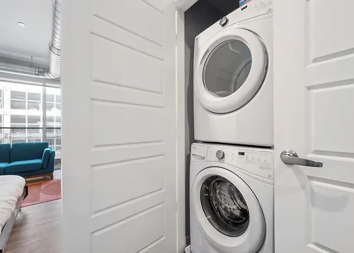 Cozysuites Trendy Sdo, Lawrenceville Apartment *