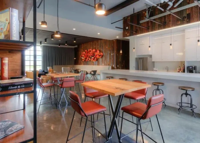 Cozysuites Trendy Sdo, Lawrenceville Apartment